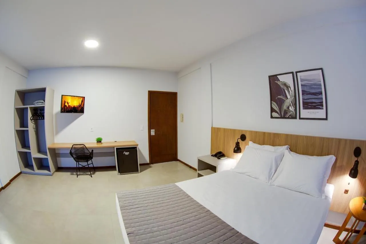 Flipper Hotel Laguna