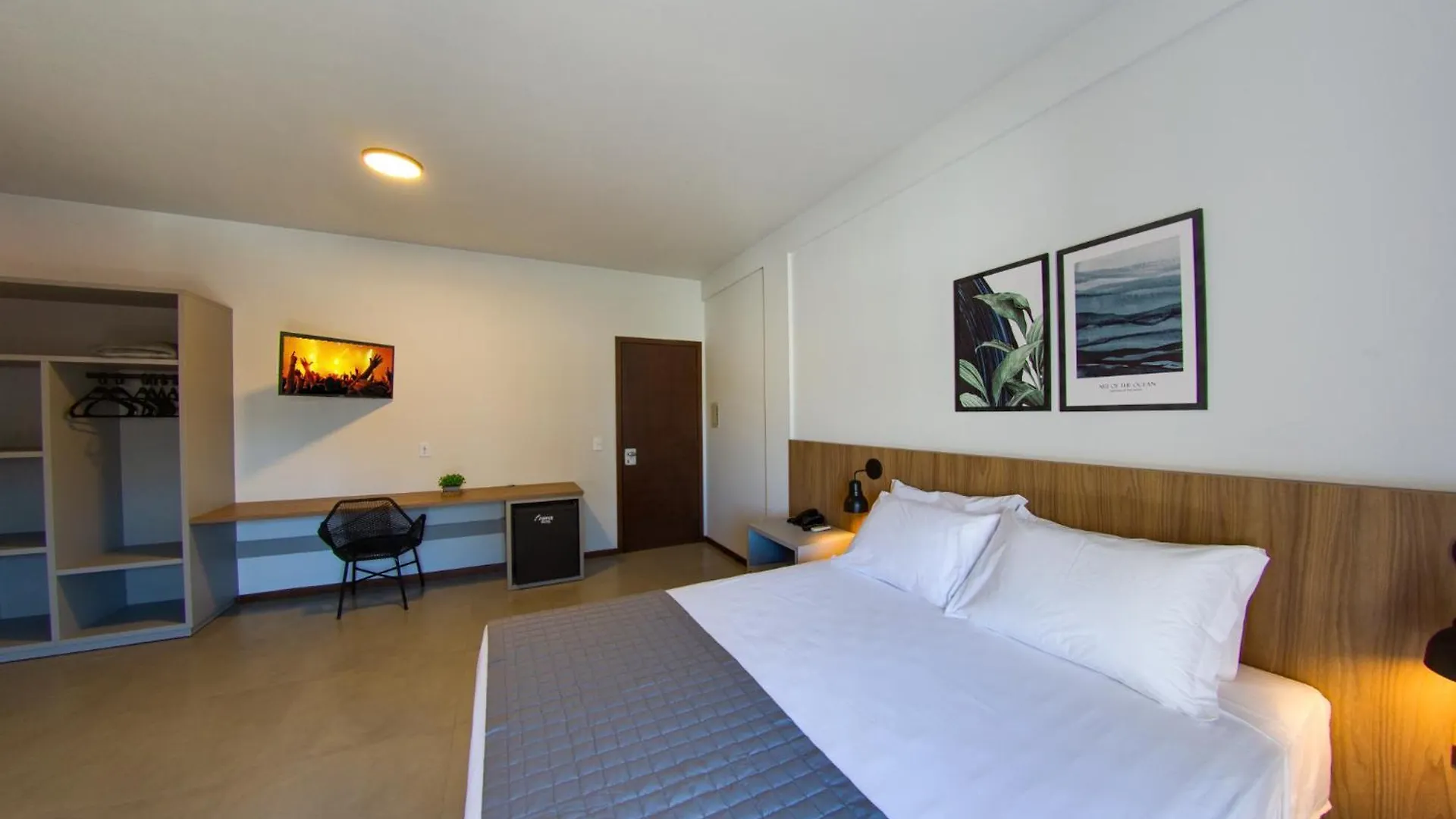 Flipper Hotel Laguna
