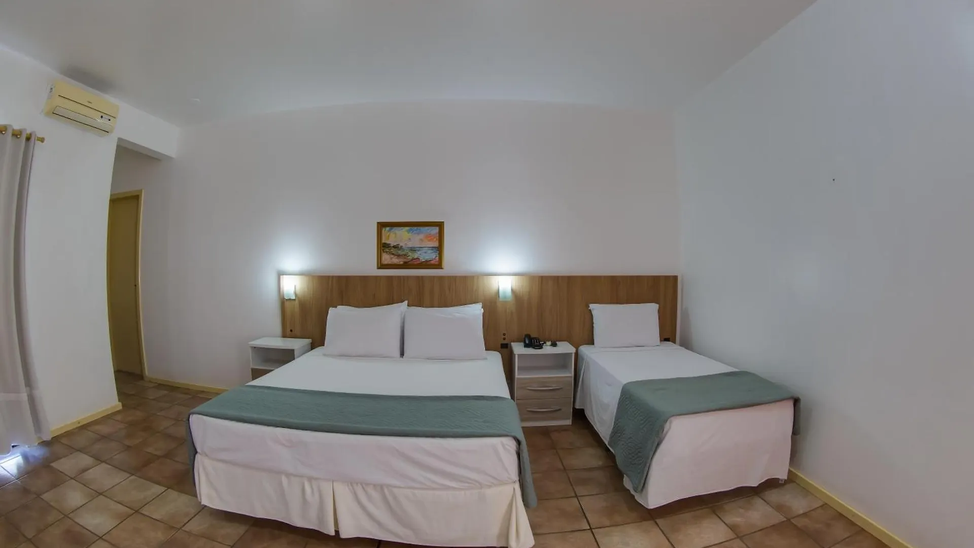 Flipper Hotel Laguna Brasil