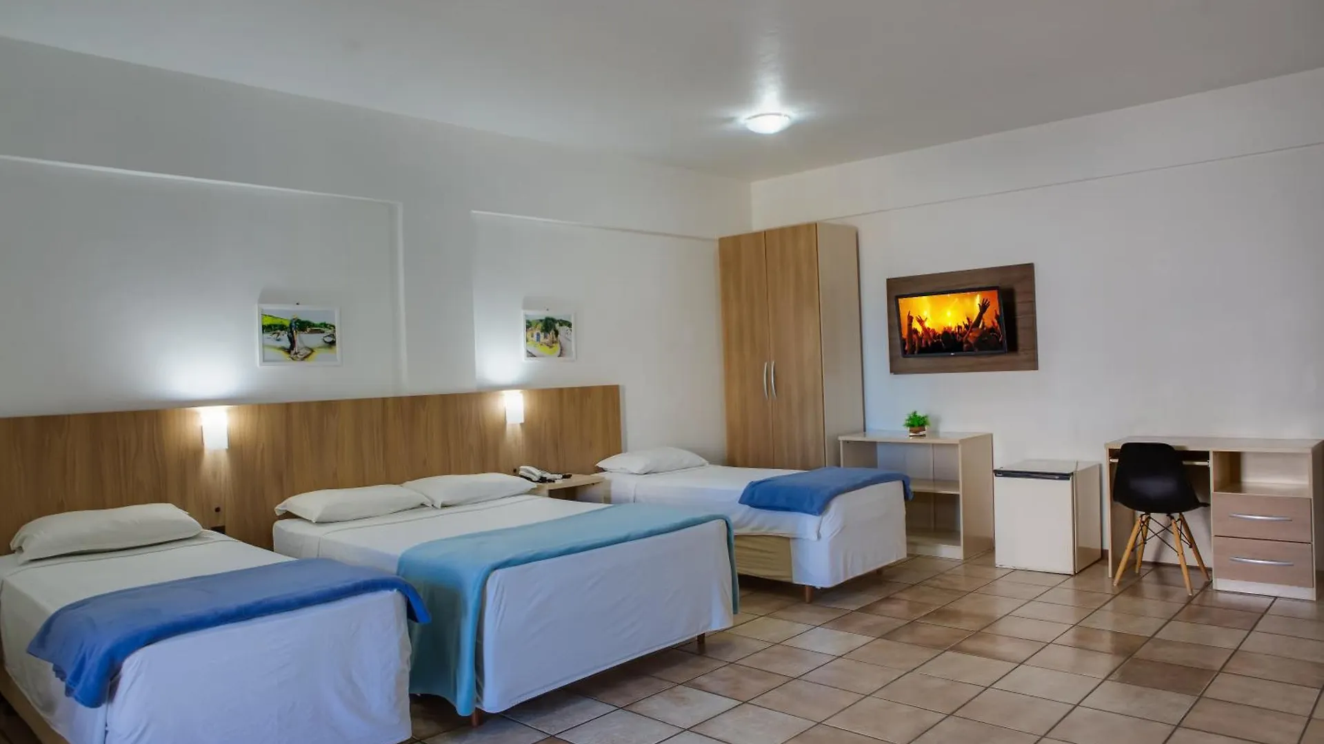 Flipper Hotel Laguna