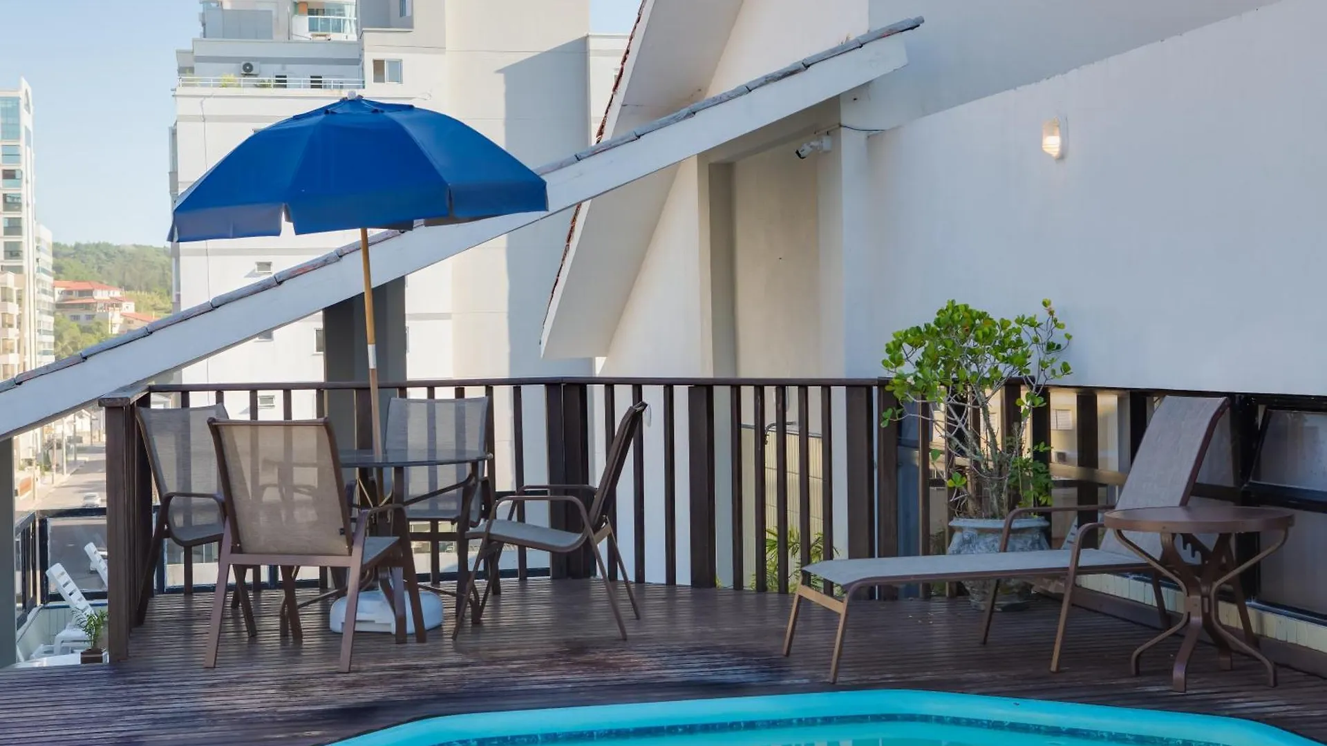 ***  Flipper Hotel Laguna Brasil