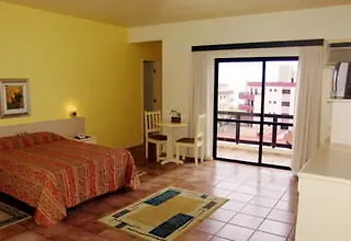 Flipper Hotel Laguna